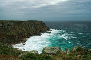 Coastal drives with dramatic ocean vistas