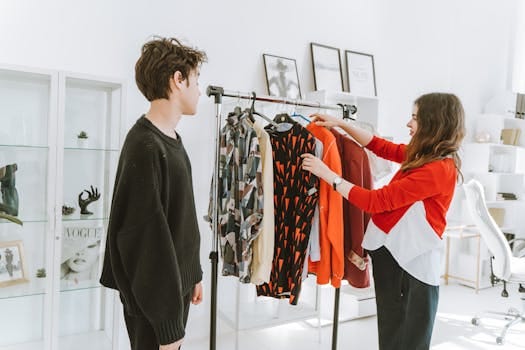 Sunglasses Shopping: Trends and Tips
